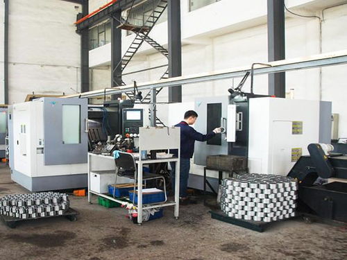 勝昌機(jī)械深耕無(wú)心磨領(lǐng)域數(shù)十年,立志生產(chǎn)高精高穩(wěn)定高性價(jià)比產(chǎn)品